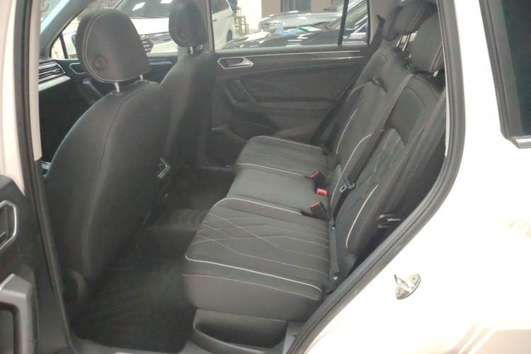 Used Volkswagen Tiguan L 2022 330TSI Automatic Two-Wheel Drive R-Line Enhanced Edition