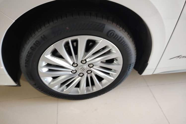 Used Buick Century 2023 2.0T Seven-Seater Yinshi Edition
