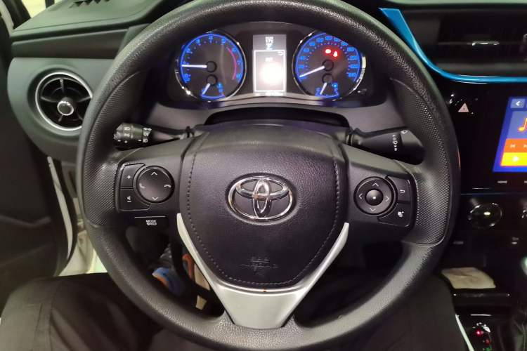 Used Toyota Levin 2018 Dual-Engine 1.8H GS-V E-CVT Prestige Version China VI Standard
