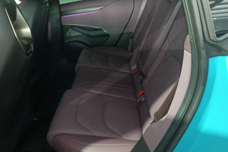 Used  SU7 2024 Rear-Drive Long-Range Intelligent Driving Version
