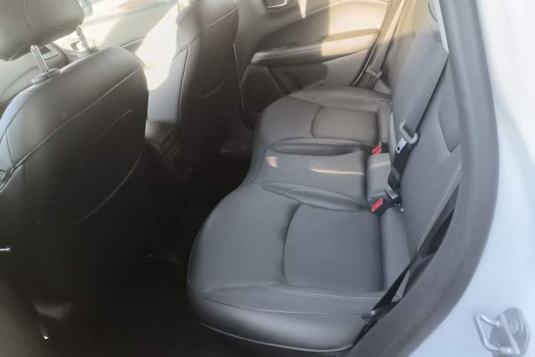 Used  Compass 2017 200T Automatic Family Edition
