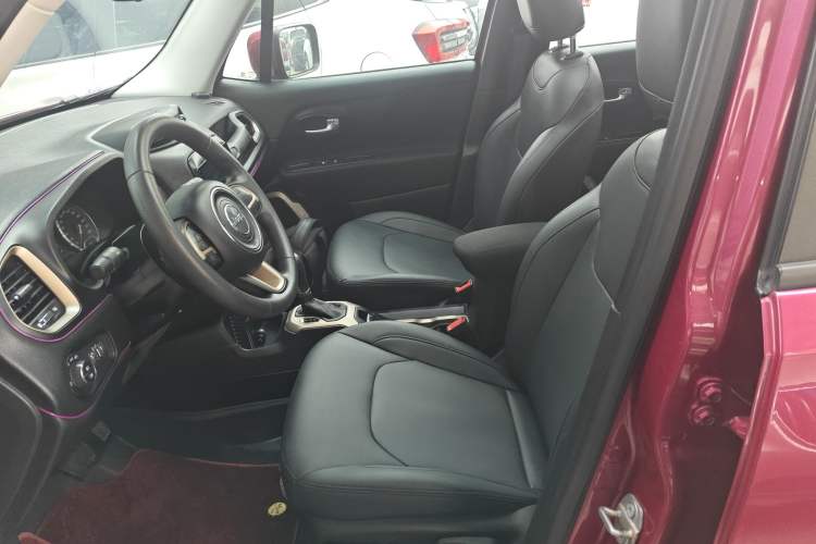 Used  Renegade 2017 180T Automatic High-Energy Version
