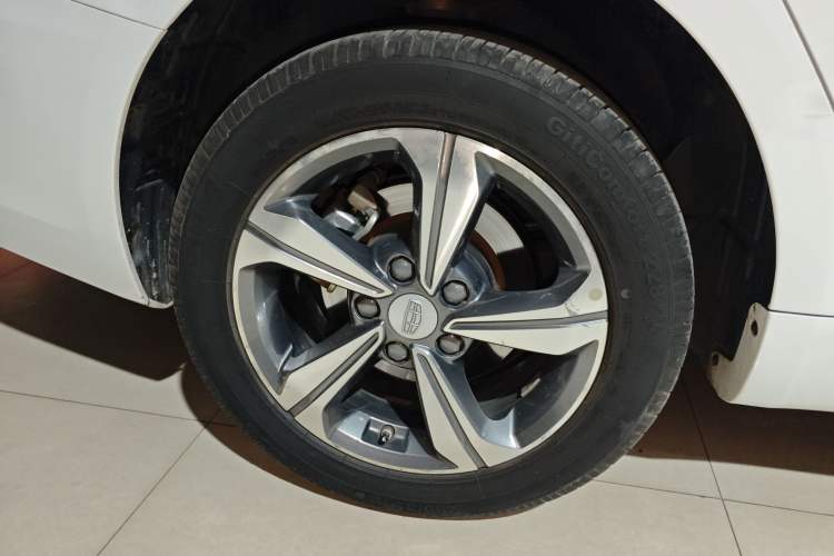 Used Geely Auto Emgrand GL 2018 1.8L Manual Elite Smart Connectivity Version
