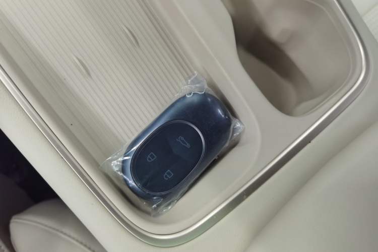 Used Nio ES6 2024 75 kWh
