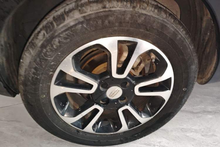 Used Geely Auto Vision X3 2017 1.5L Automatic Elite Model
