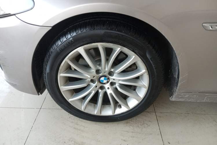 Used BMW 5 Series 2014 525Li Luxury Design Package
