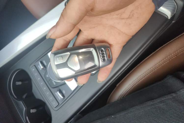 Used Audi A4 (Import) 2017 45 TFSI allroad quattro Sport model