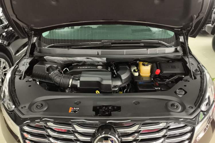 Used Buick GL8 2022 Facelifted Avenir Aivia 7-Seater Premium Edition