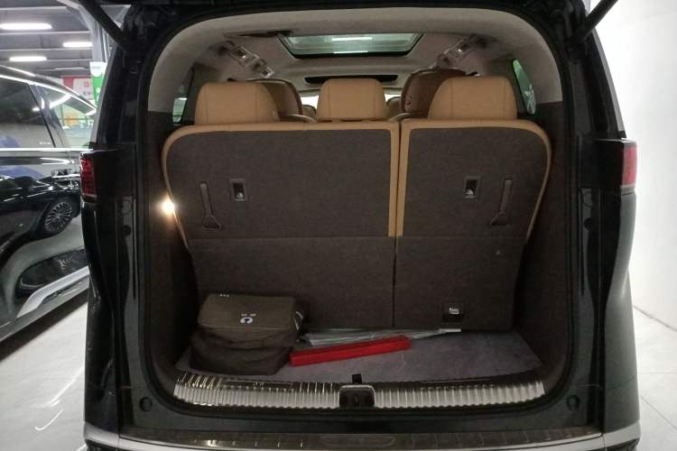 Used Denza D9 2022 DM-i 970 Four-Wheel Drive Flagship Model