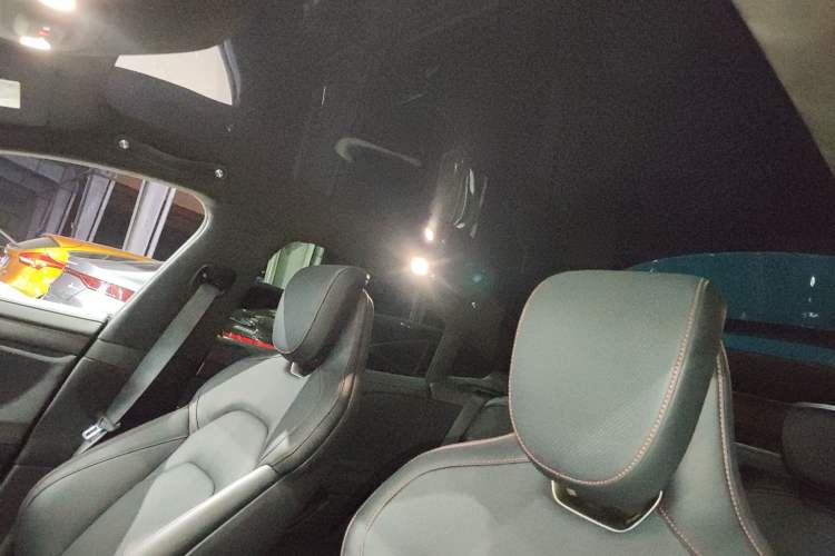 Used  SU7 2024 Four-Wheel Drive Ultra-Long Range Advanced Intelligent Driving Max Edition