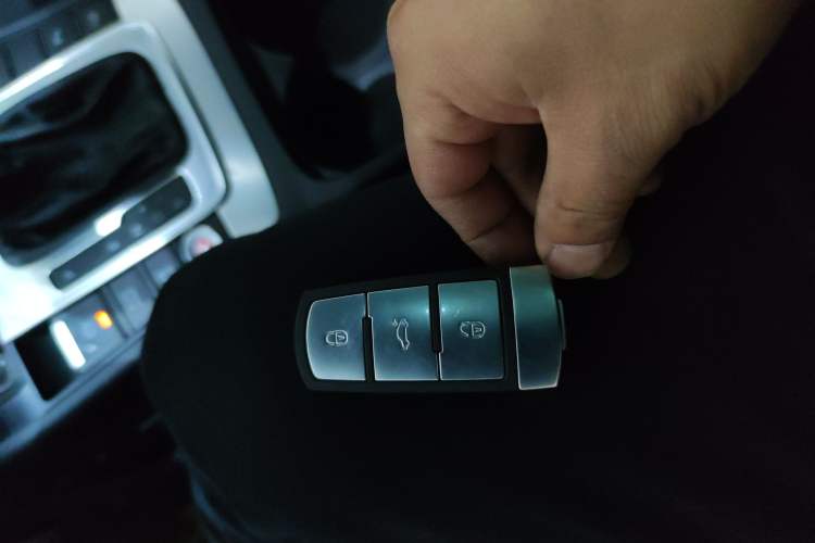 Used Volkswagen FAW-Volkswagen CC 2013 1.8TSI Luxury Model
