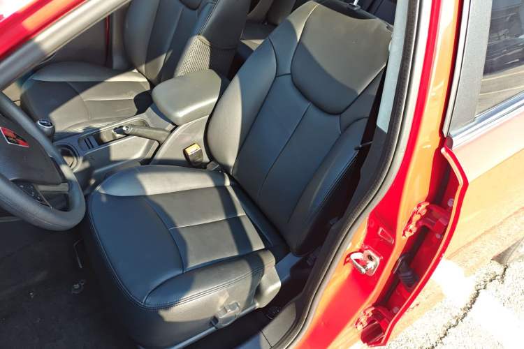 Used Roewe 360 2015 1.5L manual luxury edition
