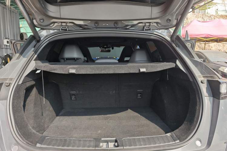 Used Lynk & Co 06 2023 Remix 1.5T JinPro
