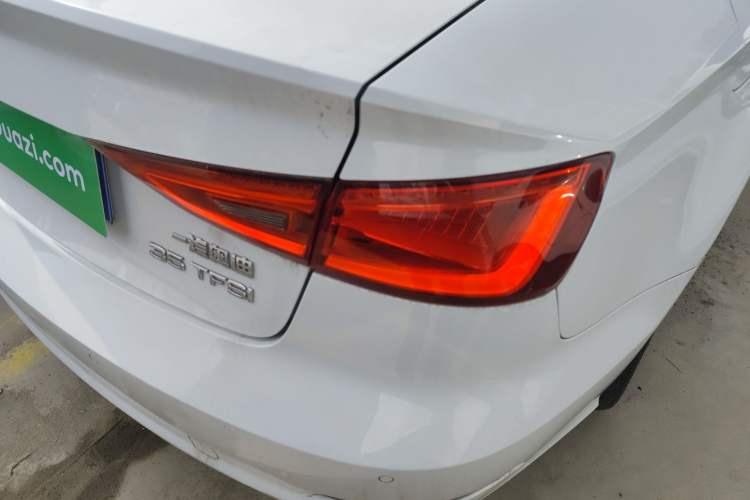 Used Audi A3 2016 Limousine 35 TFSI Prestige Edition
