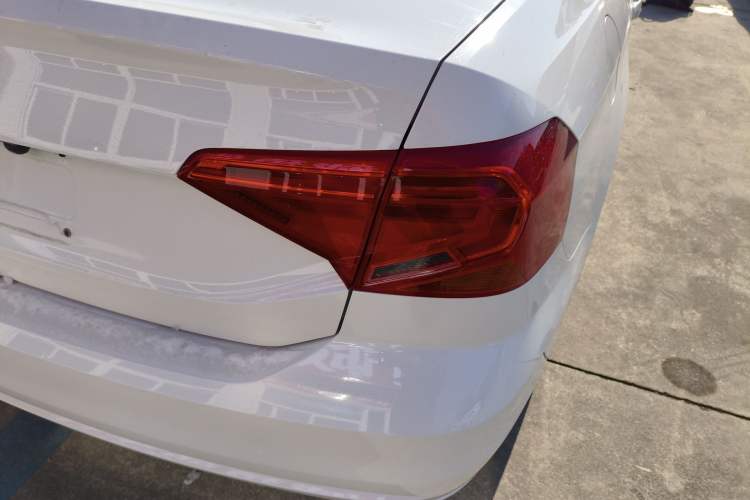 Used Volkswagen Jetta 2017 1.5L Automatic Fashion Model
