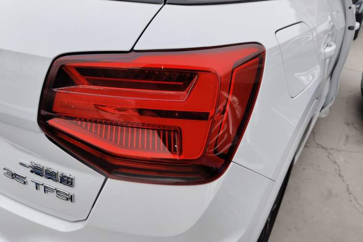 Used Audi Q2L 2023 35TFSI Progressive Dynamic Edition
