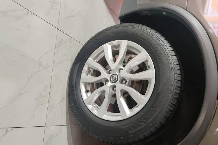 Used Nissan X-Trail 2019 2.0L CVT Smart Connect Comfort Edition 2WD