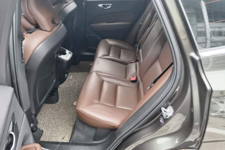 Used Volvo XC60 2020 T5 4x4 Zhiyi Luxury Edition
