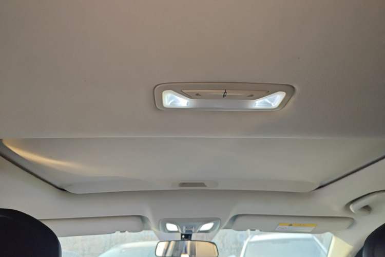 Used Changan UNI-V iDD 2023 Zhidian iDD 1.5T 113km Smart & Fun Version (Rapid Edition)