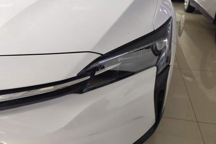 Used Buick Velite 6 2023 430km Range Commuter Version
