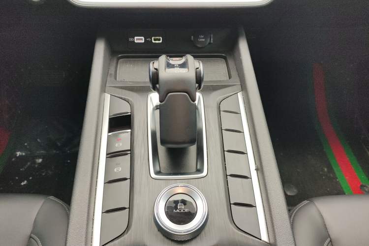 Used Great Wall Poer 2023 2.0T Commercial Version Automatic Diesel 4x4 Elite Long-Box GW4D20M