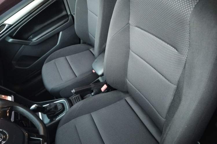 Used Volkswagen Bora 2017 1.6L Automatic Fashion Model
