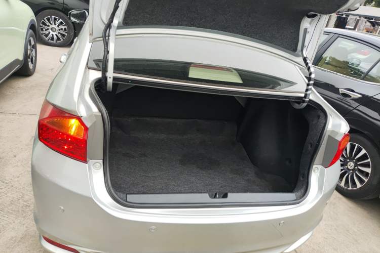 Used Honda City 2015 1.5L CVT Luxury Edition
