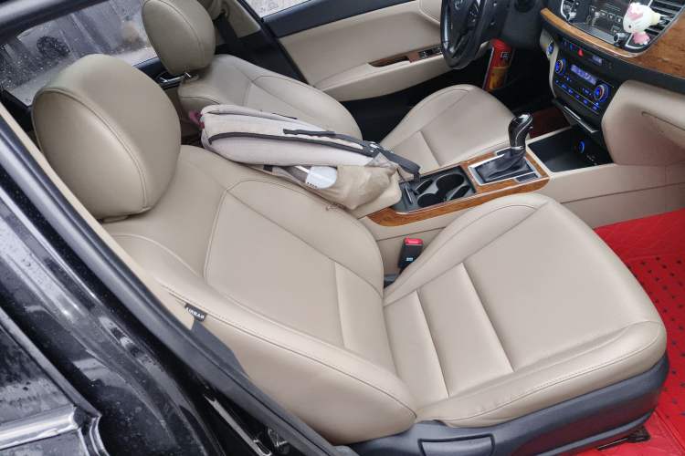 Used Hyundai Mistra 2014 1.8L Automatic Deluxe DLX Model
