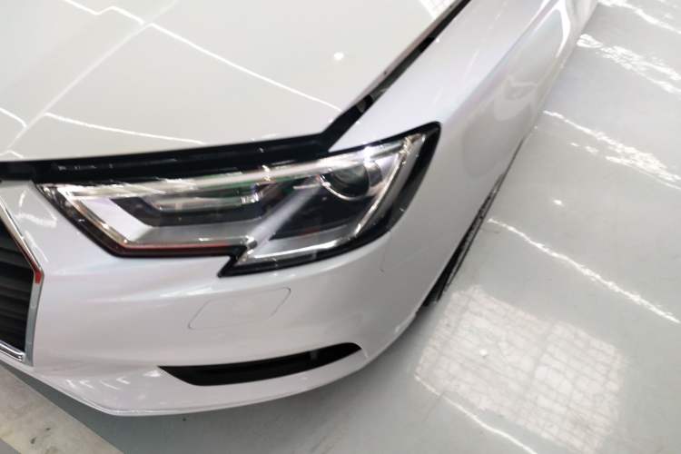 Used Audi A3 2018 30th Anniversary Edition Limousine 35 TFSI Ambition Model
