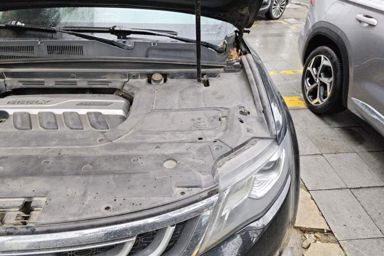 Used Geely Auto Emgrand X7 Sport 2016 1.8TD Automatic ZhiZun Version