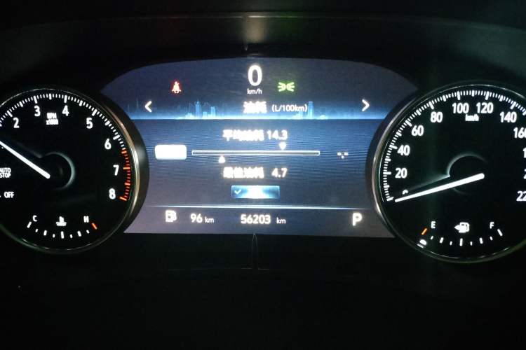 Used Buick GL8 2023 Facelifted Land Cruiser Executive Luxury Version
