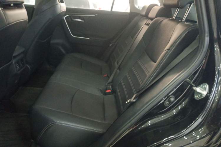 Used Toyota Wildlander 2023 2.0L CVT Four-Wheel Drive Luxury PLUS Edition