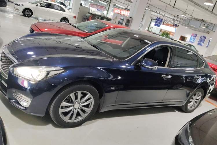 Used Infiniti Q70 2017 Q70L 2.5L Elite Edition
