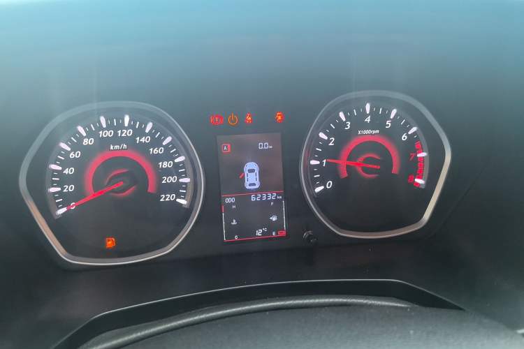 Used Soueast DX3 2018 1.5L Manual Luxury Model