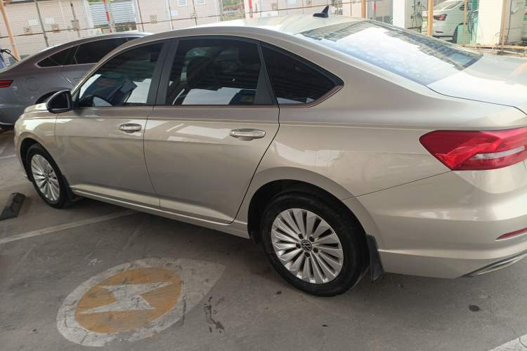 Used Volkswagen Lavida 2021 1.5L Automatic Comfort Edition