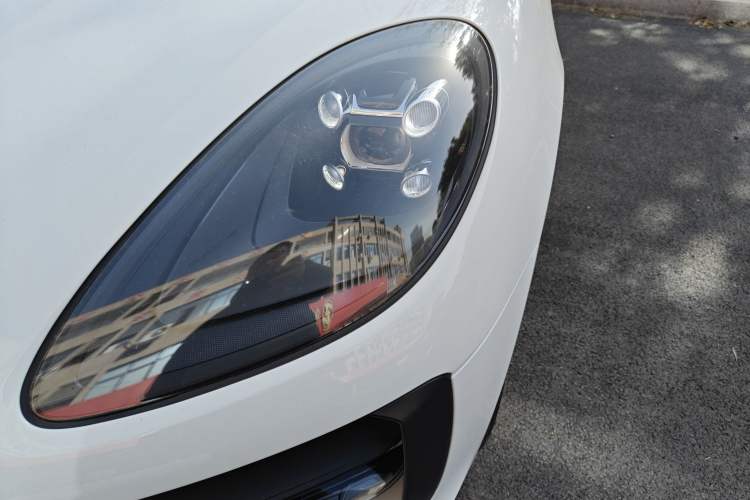 Used Porsche Macan 2021 Macan 2.0T
