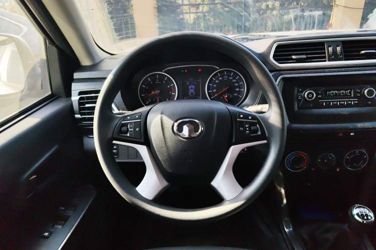 Used Great Wall Wingle 5 2021 1.5T Two-Wheel Drive "Dry Meal" Value Edition with an Extra-Long 1820mm Cargo Bed Equipped with GW4G15K Engine
