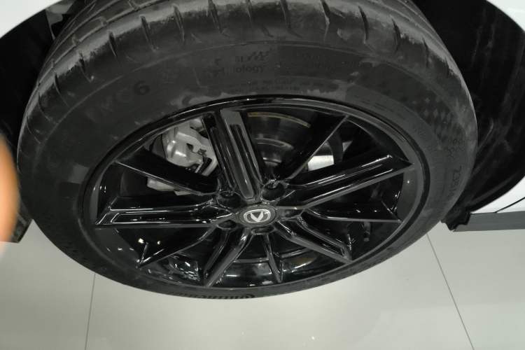 Used Changan UNI-V 2022 1.5T Prestige Version