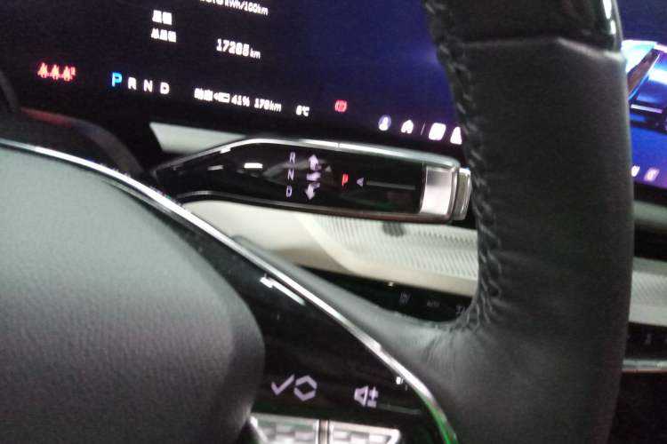 Used Cadillac OPTIQ 2024 Four-Wheel Drive Long-Range Version