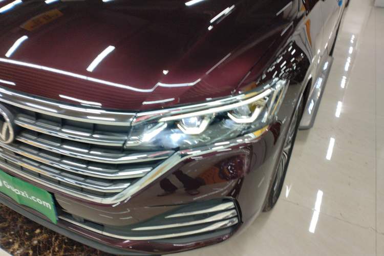 Used Volkswagen Viloran 2022 380TSI Prestige Edition
