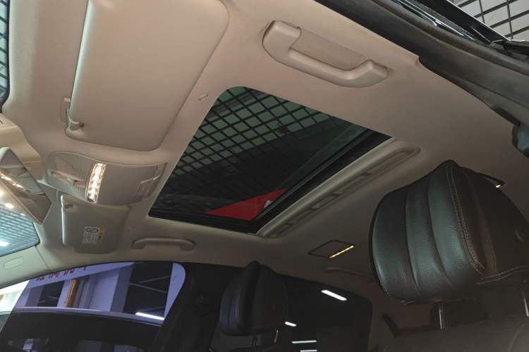 Used Mercedes-Benz E-Class 2017 E 200 L 4MATIC
