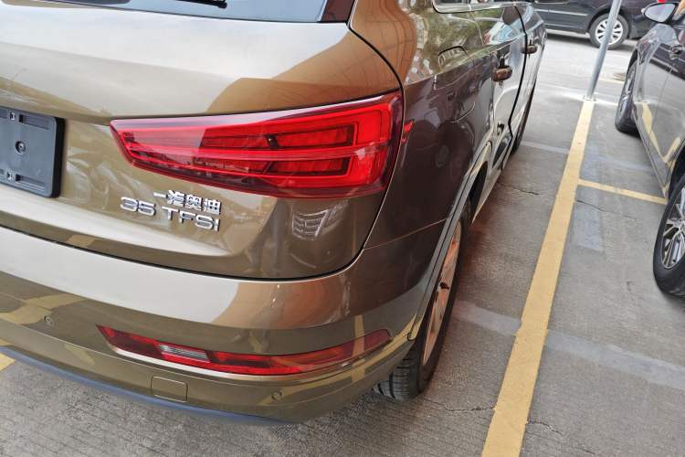 Used Audi Q3 2017 35 TFSI Fashion Model
