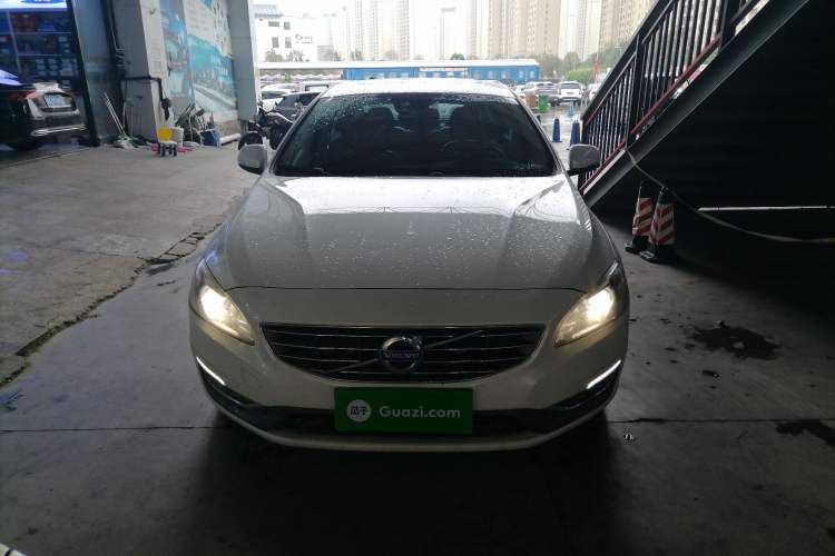 Used Volvo S60 2016 S60L T4 Zhiyuan Edition
