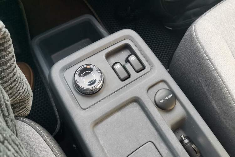 Used Wuling Yangguang 2024 300km Range Practical Window-Sealed Version 60kW
