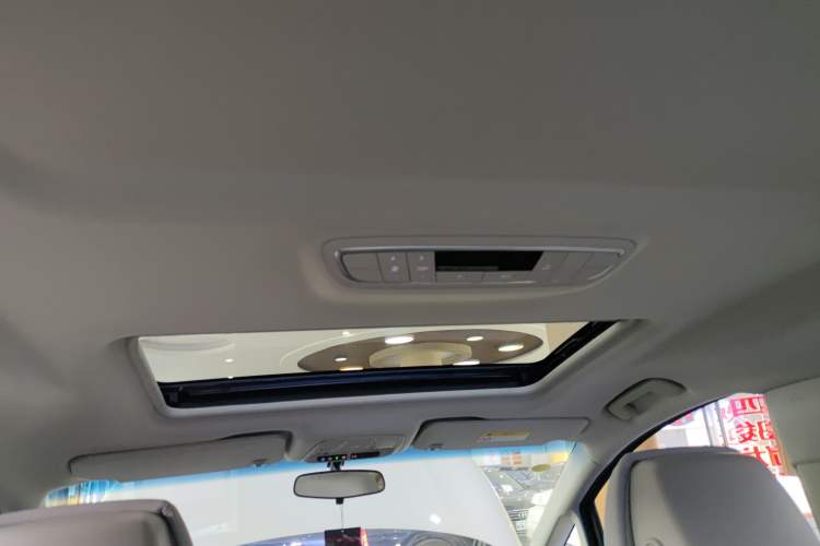 Used Buick GL8 2023 ES Lu Zun Comfort Model
