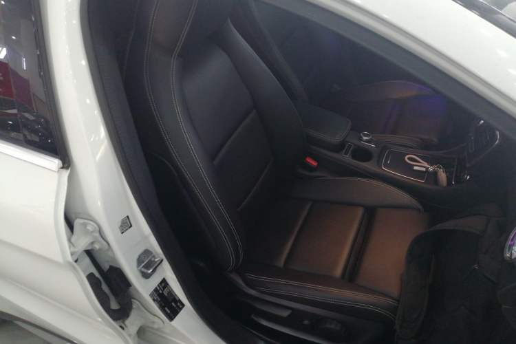 Used Mercedes-Benz GLA 2019 GLA 200 Fashion Model
