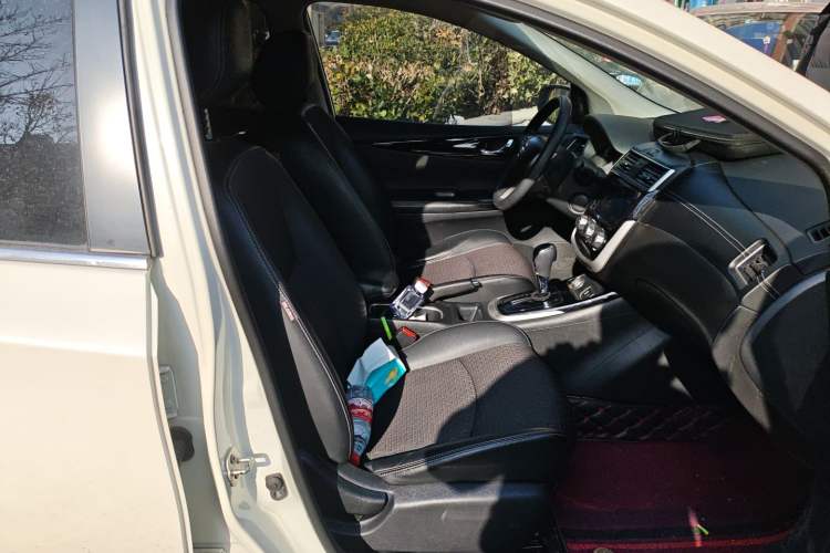 Used Nissan Tiida 2019 1.6L CVT Smart Drive Version China VI Standard
