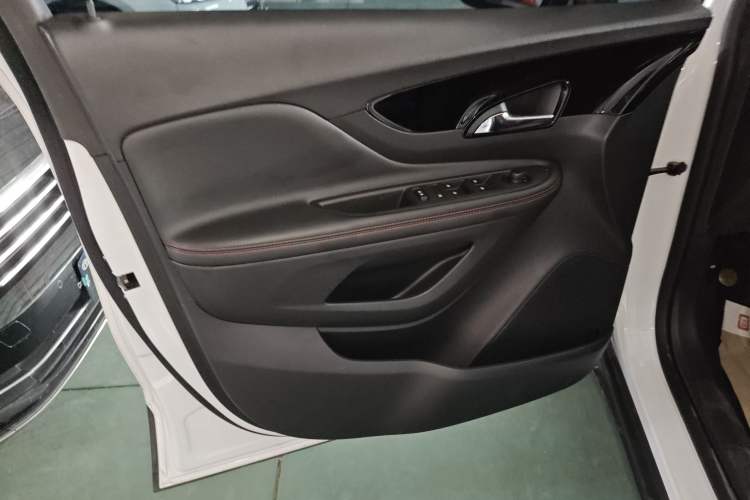 Used Buick Encore 2017 18T Automatic All-Wheel-Drive Flagship Model