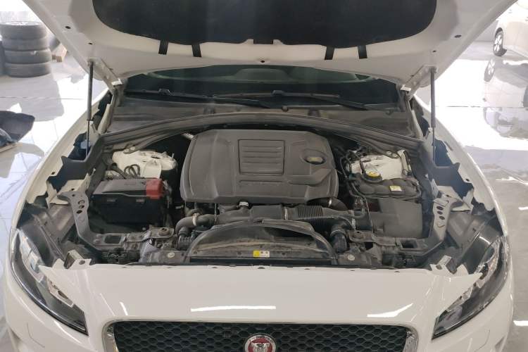 Used Jaguar F-PACE 2020 2.0T Urban Deluxe Edition
