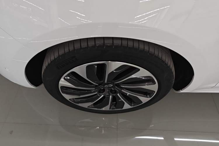 Used Hima AITO M5 2022 Range-Extended Rear-Drive Standard Version